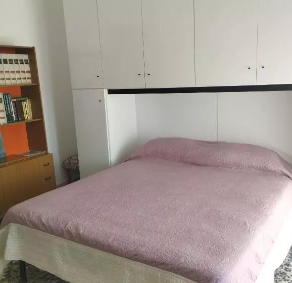Casa Vacanza Anna Con Vista Balcone La Laguna ,situata A 5 Minuti Dal Centro A Piedi