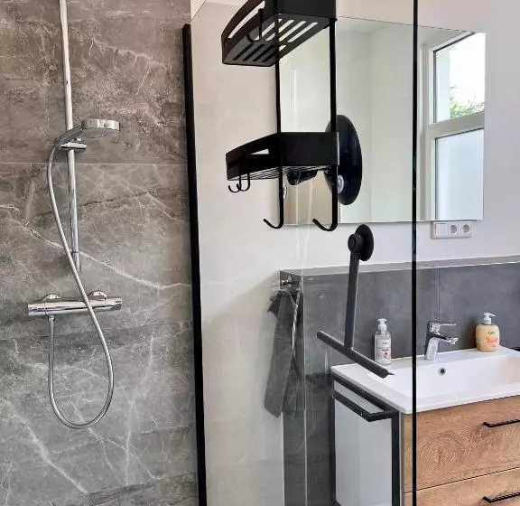 Exklusives City Apartment Im Herzen Oldenburgs Mit Balkon Und Parkplatz A36