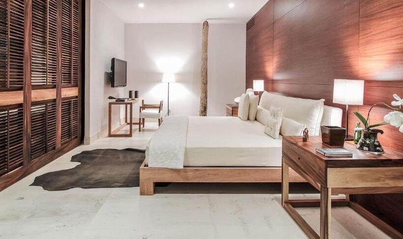 New Oceanfront Luxury Villa In Puerto Vallarta