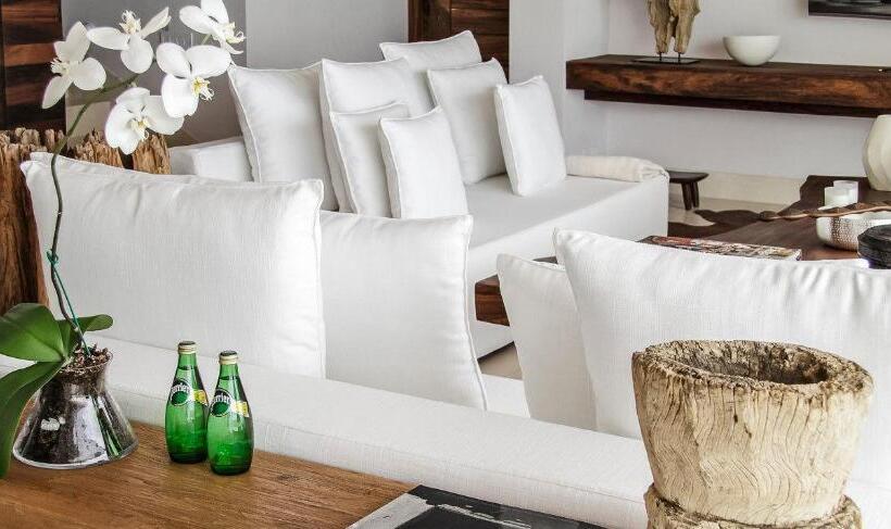 New Oceanfront Luxury Villa In Puerto Vallarta