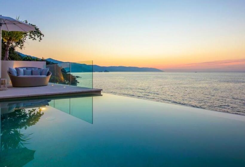 New Oceanfront Luxury Villa In Puerto Vallarta