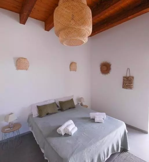 تختخواب و صبحانه Nômade   Slow Living Lodge