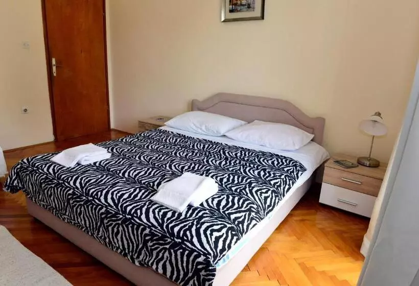 پانسیون Sobe Tivat