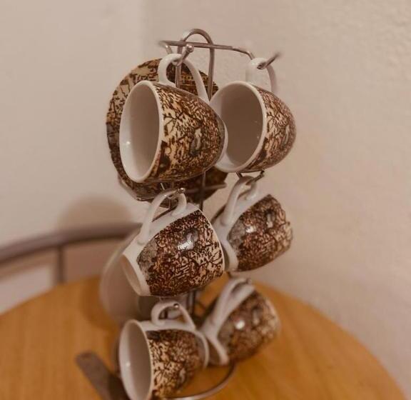 ベッドアンドブレックファースト Bed&breakfast Saturre