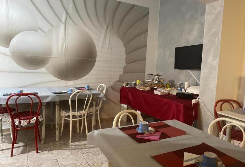 ベッドアンドブレックファースト Bed&breakfast Saturre