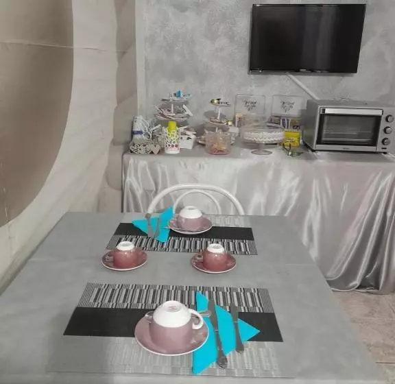 ベッドアンドブレックファースト Bed&breakfast Saturre