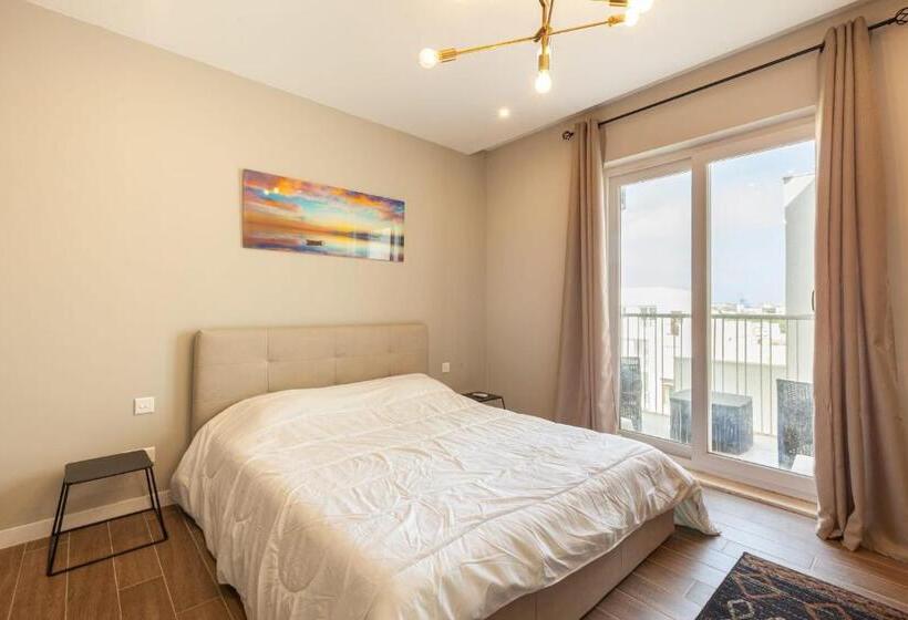 Brand New 1br In Central Malta Hosted By Sweetstay