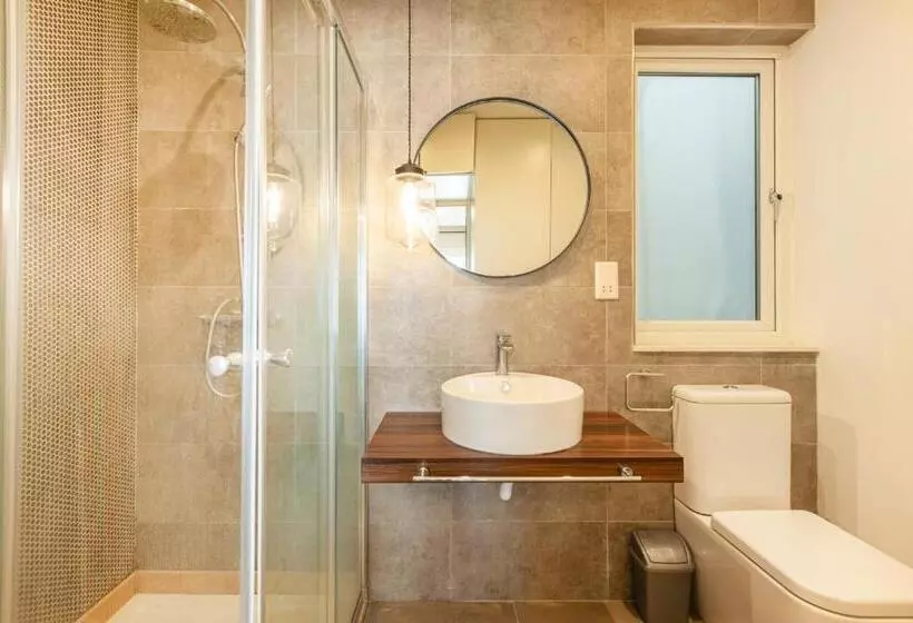 Brand New 1br In Central Malta Hosted By Sweetstay