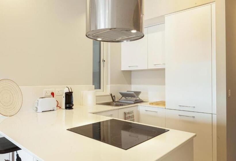 Brand New 1br In Central Malta Hosted By Sweetstay