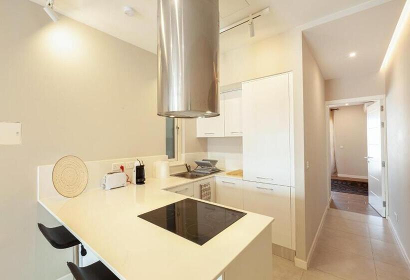 Brand New 1br In Central Malta Hosted By Sweetstay