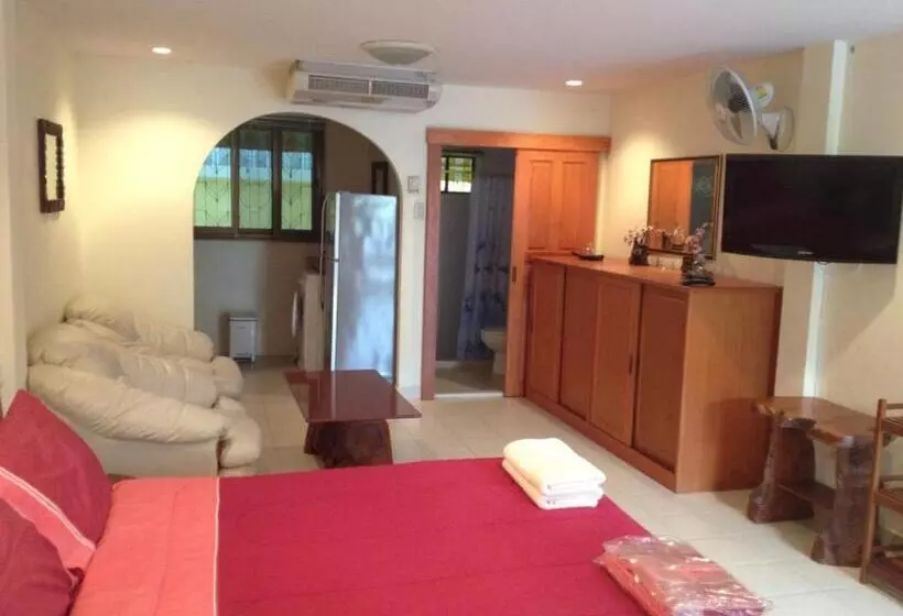 Happy Valley Pattaya