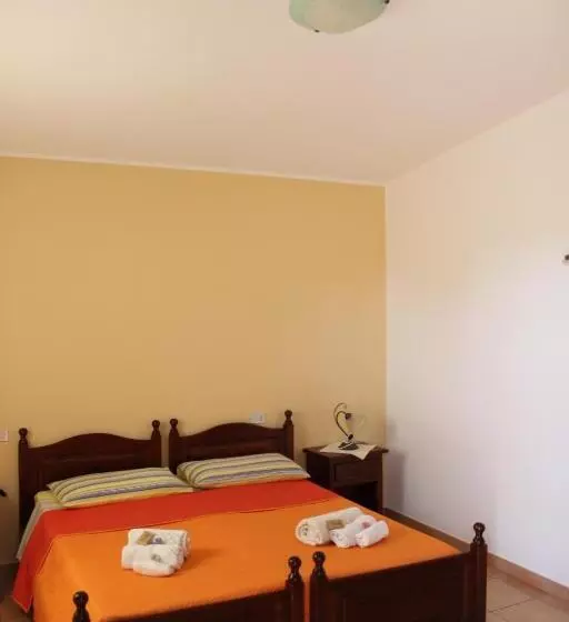 هتل Agriturismo L Agrumeto