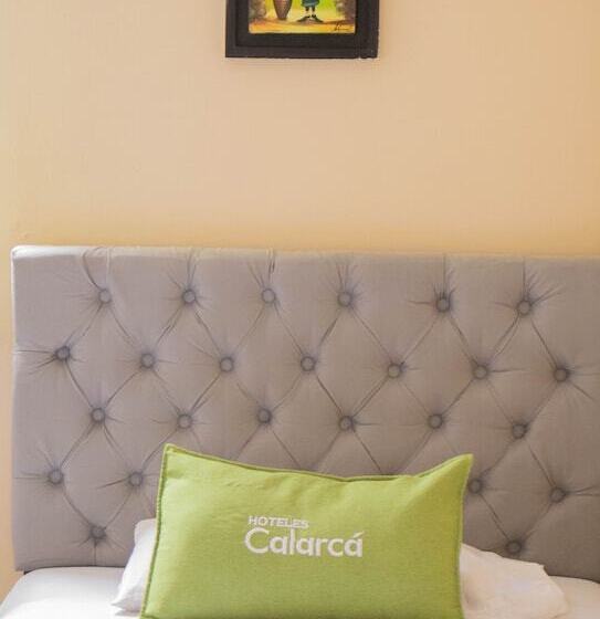 Hotel Calarca N1
