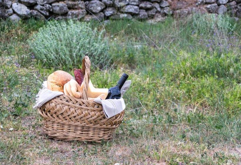 فندق Casa De Belharino