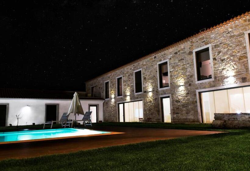 فندق Casa De Belharino