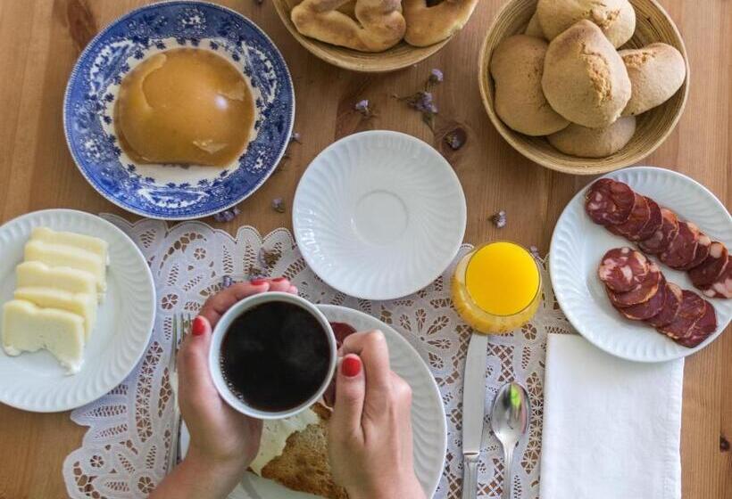 فندق Casa De Belharino