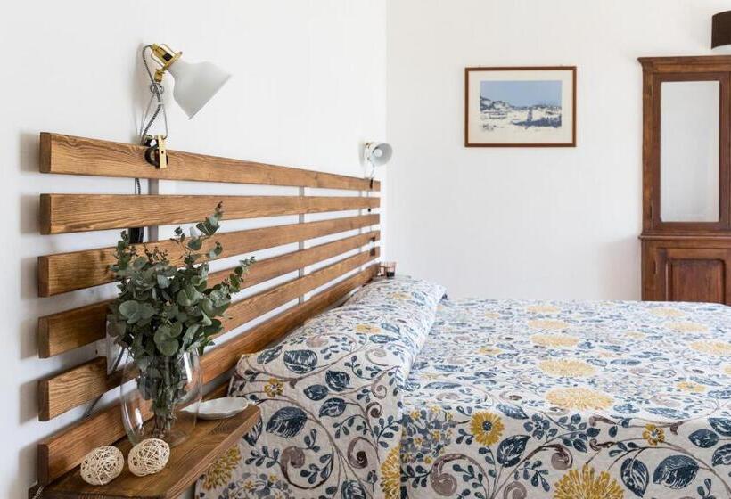 هتل Casale De Filippo