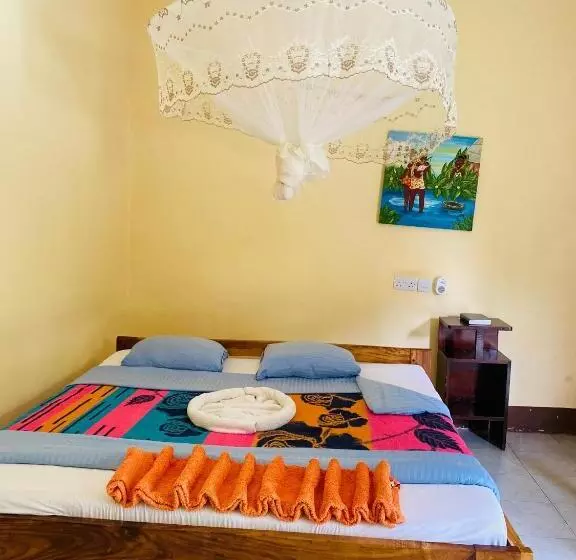 Hotelli Fig Tree Lodge Camp