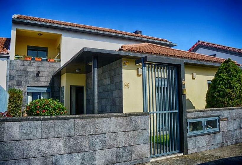 פנסיון Cabo Da Vila Guesthouse