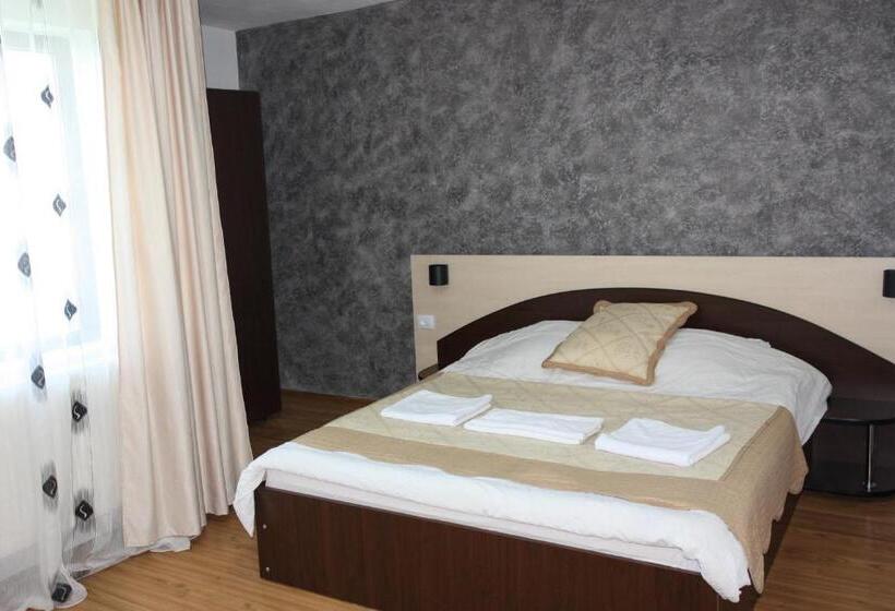 Pensão Perla Munților