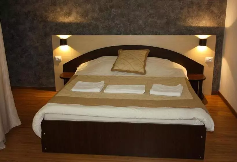 Majatalo Perla Munților