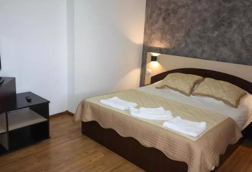 Majatalo Perla Munților