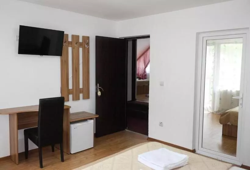 Majatalo Perla Munților