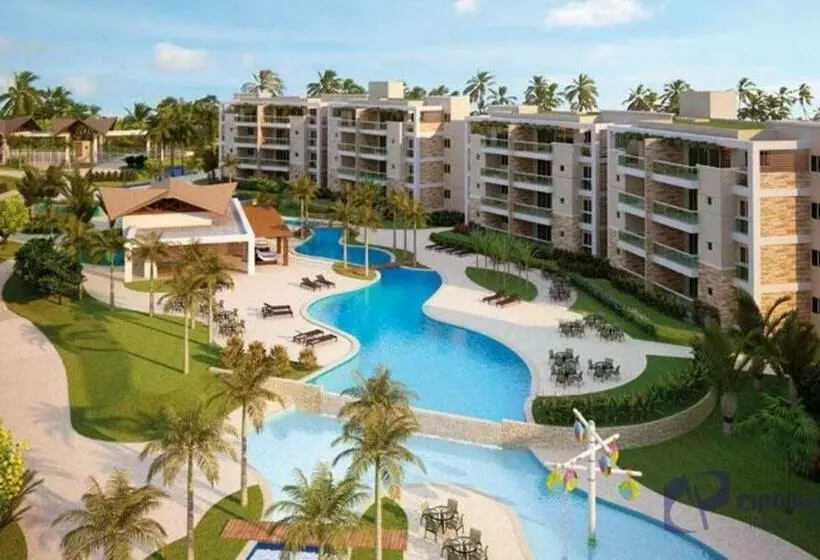 リゾートホテル Riviera Beach Place & Manhattan Golf Residence