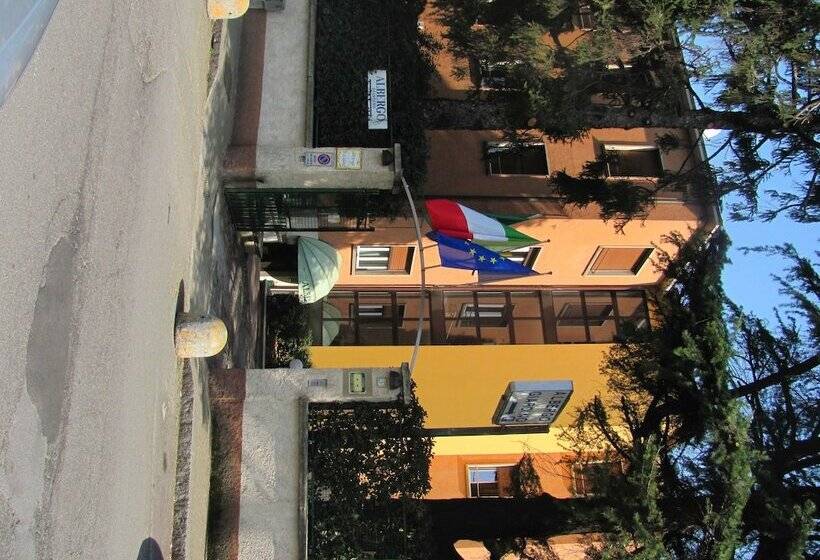 Albergo Hotel Giardino