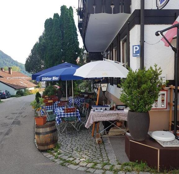 Bed and Breakfast Pension – Restaurant Jägerwinkl