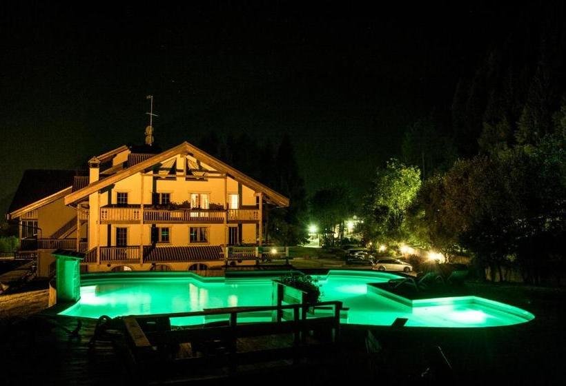 Holidays Dolomiti Apartment Resort