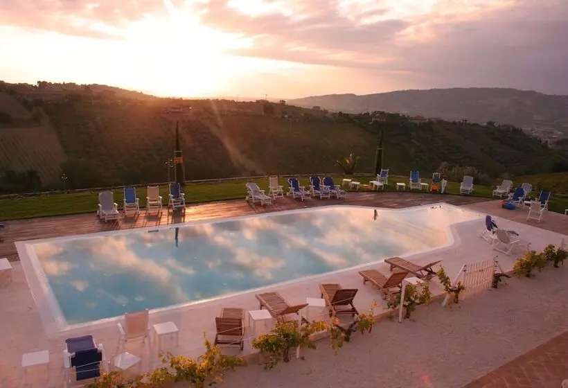 Отель Agriturismo Il Sapore Della Luna