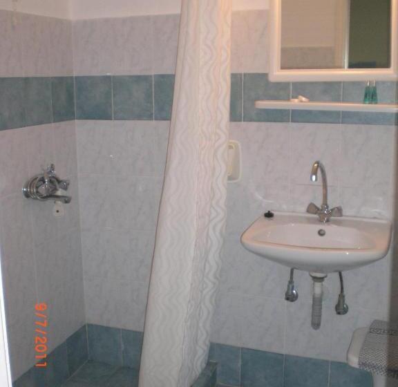 בית מלון כפרי Babis