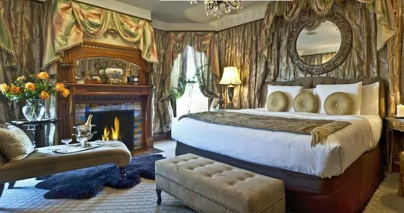 فندق Baker House