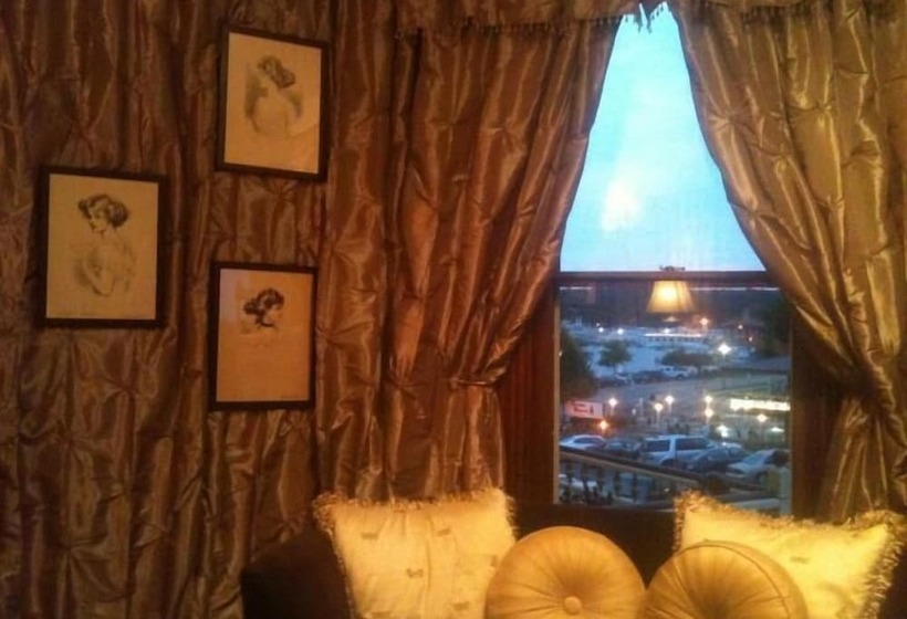 فندق Baker House