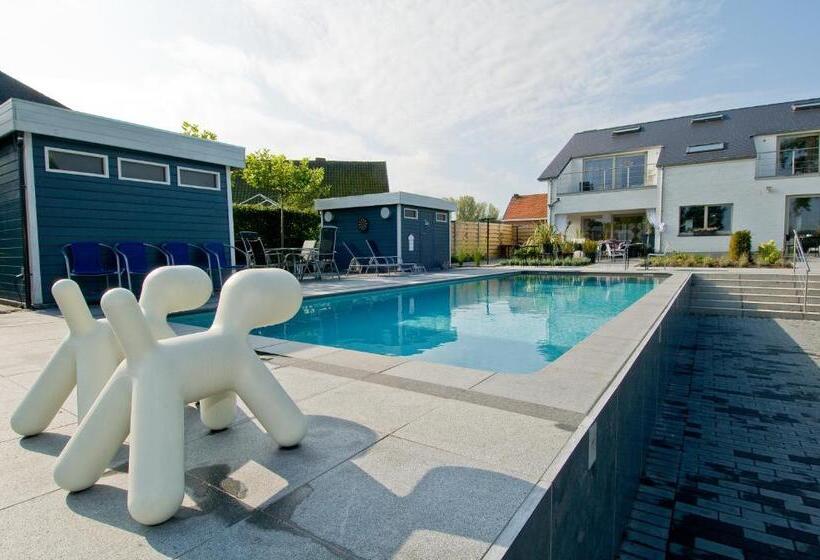 فندق Guesthouse De Witte Merel Deluxe