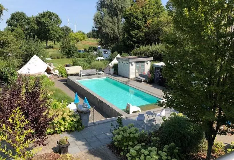 호텔 Guesthouse De Witte Merel Deluxe