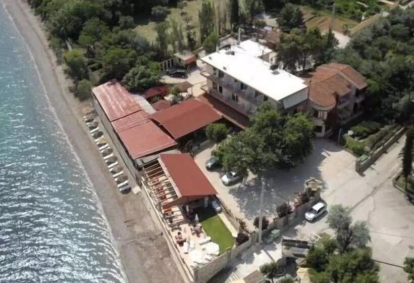 ホテル Castella Beach