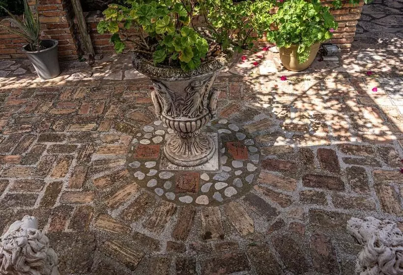 ホテル Castella Beach