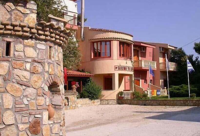 فندق Castella Beach