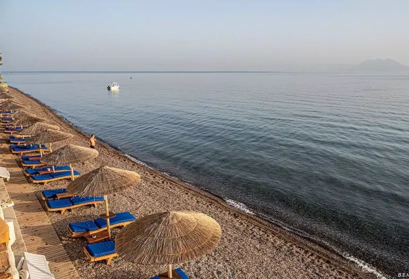 ホテル Castella Beach