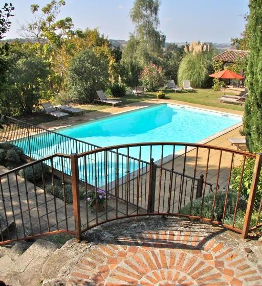 ホテル Cuq En Terrasses