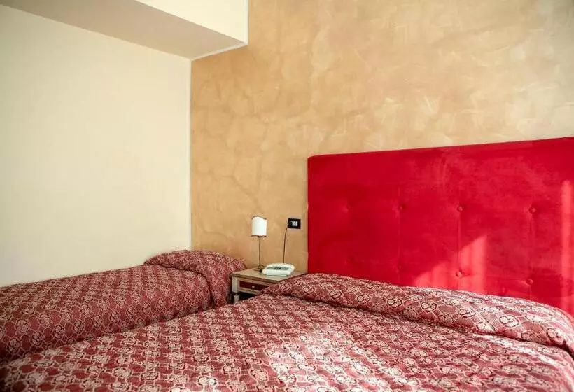 ホテル Fiordigigli