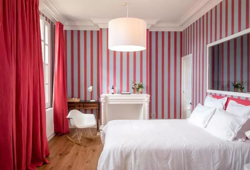 Отель Le Relais De Franc Mayne Saint Emilion