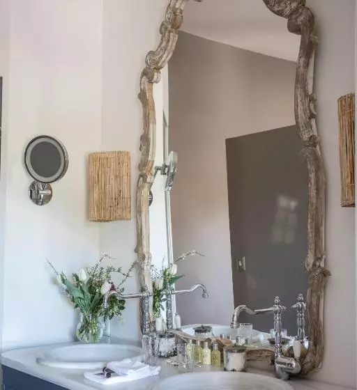 Отель Le Relais De Franc Mayne Saint Emilion