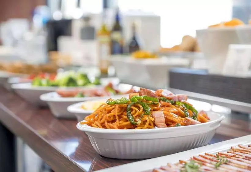 בית מלון כפרי Nishitetsu Inn Fukuoka