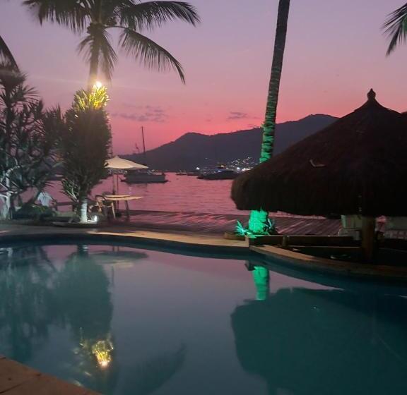 هتل Pousada Do Alemao