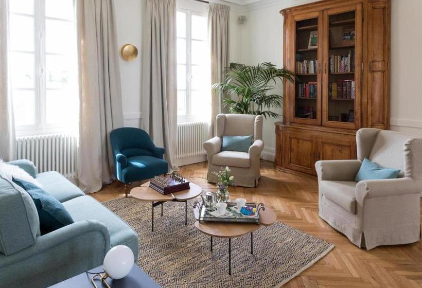 Отель Le Relais De Franc Mayne Saint Emilion