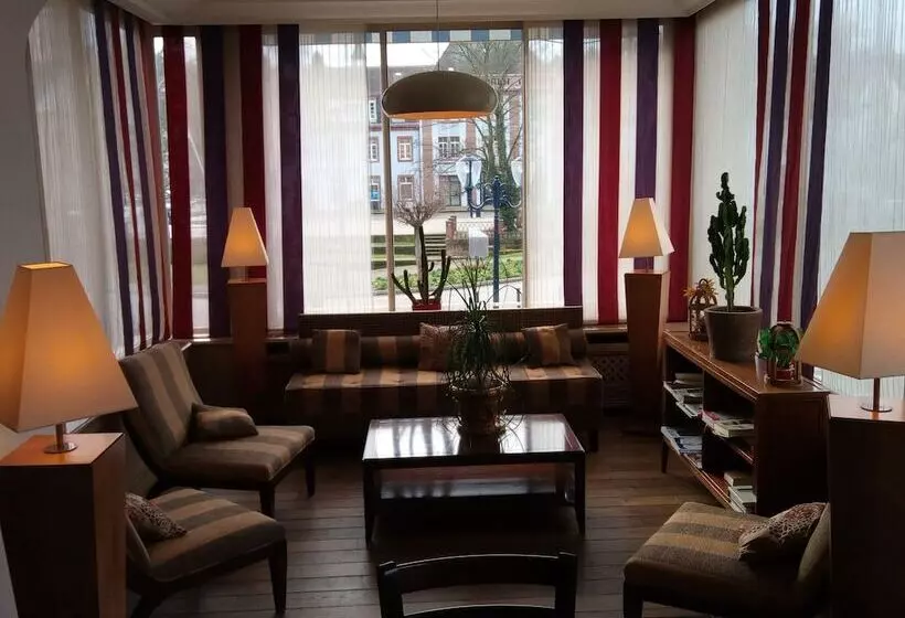 Отель Restaurant Le Bristol