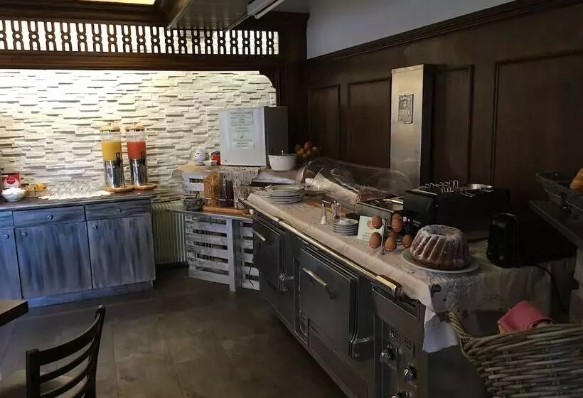 Отель Restaurant Le Bristol